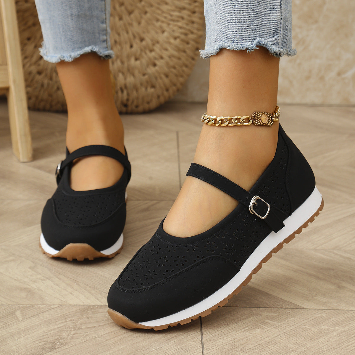Hollow Out Breathable One Pedal Casual Sports Single-layer Shoes