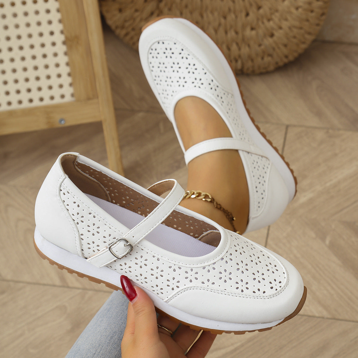 Hollow Out Breathable One Pedal Casual Sports Single-layer Shoes