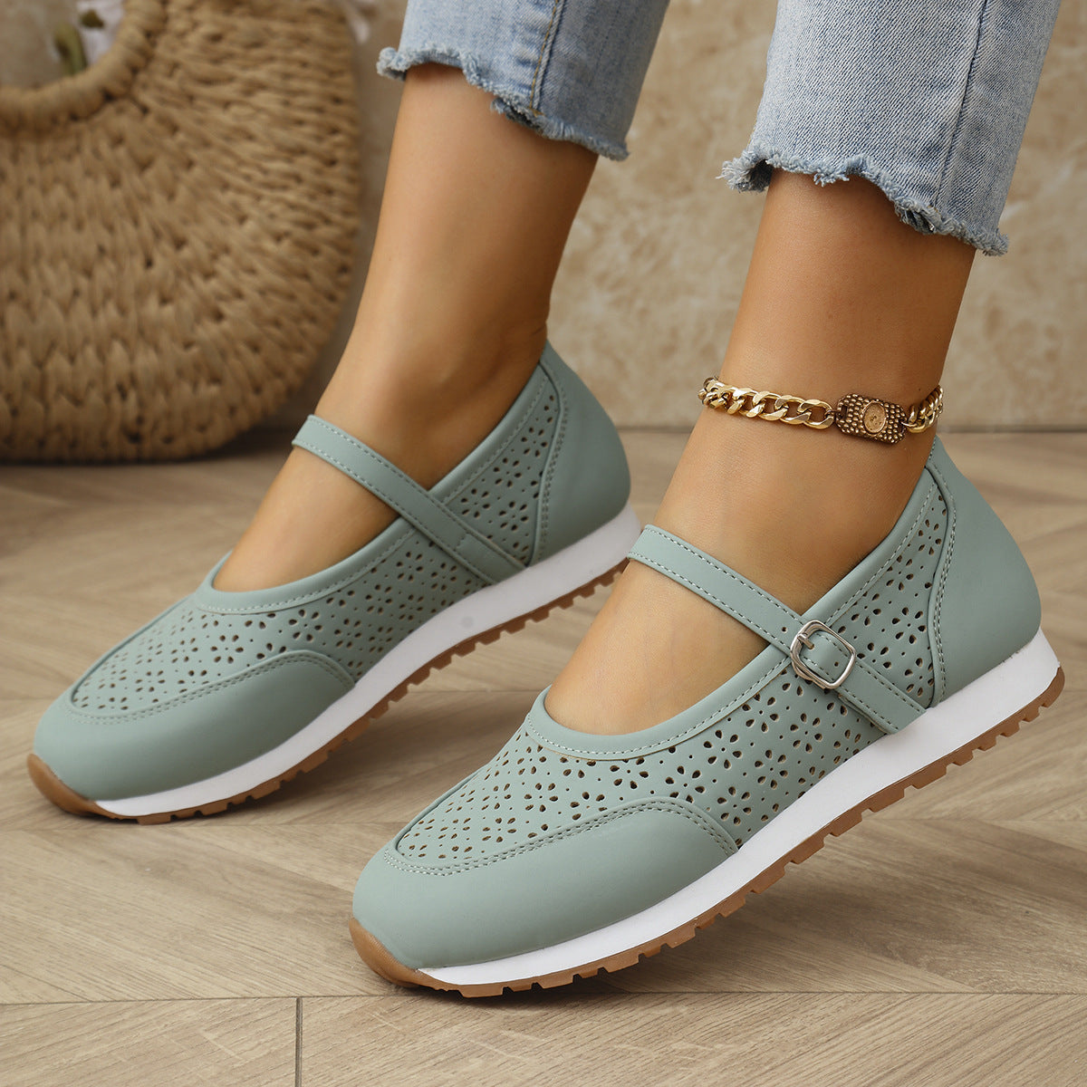 Hollow Out Breathable One Pedal Casual Sports Single-layer Shoes